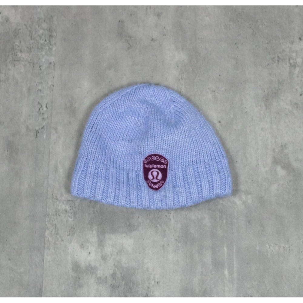 Vintage VTG Y2K 2000's Lululemon Purple Knitted Toque Beenie